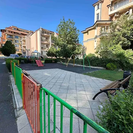 Apartament свети влас комплекс викторио Burgas